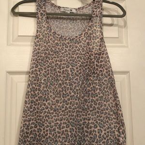 Forever21 tank top. Size M